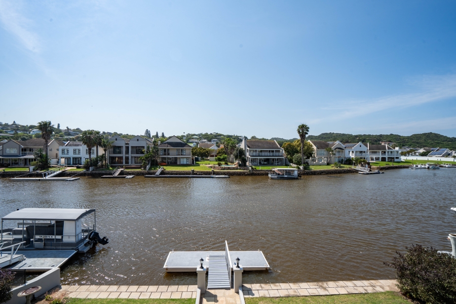 6 Bedroom Property for Sale in Royal Alfred Marina Eastern Cape